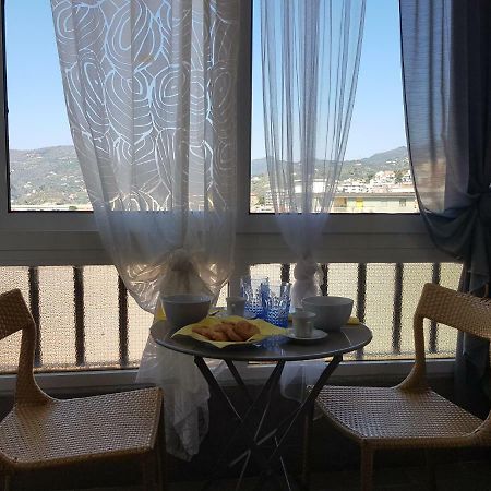 Appartamento Romantica fuga con vista panoramica sulla città di Savona Esterno foto